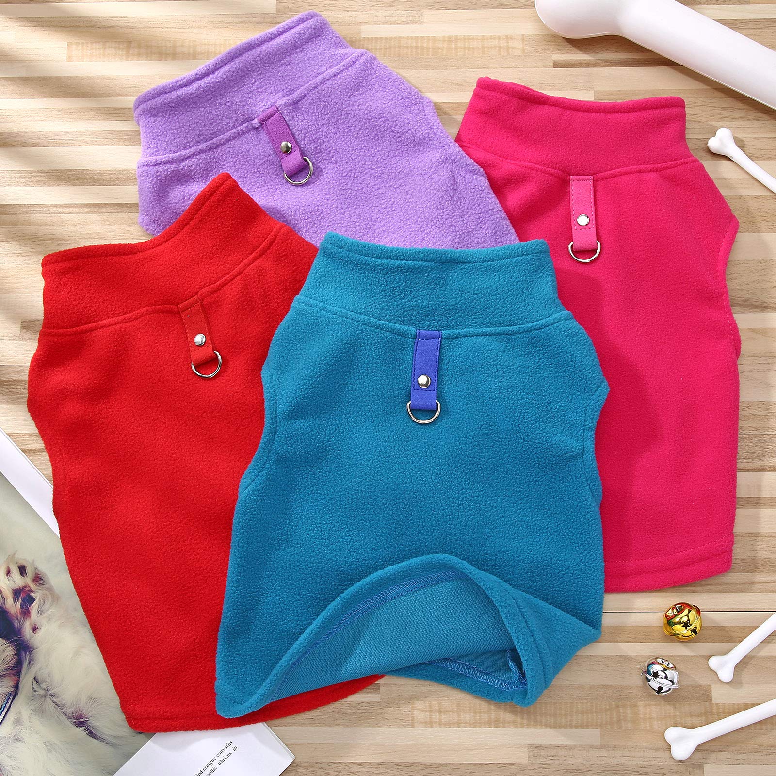 SATINIOR warm fleece coat delivers cozy warmth during chilly walks.