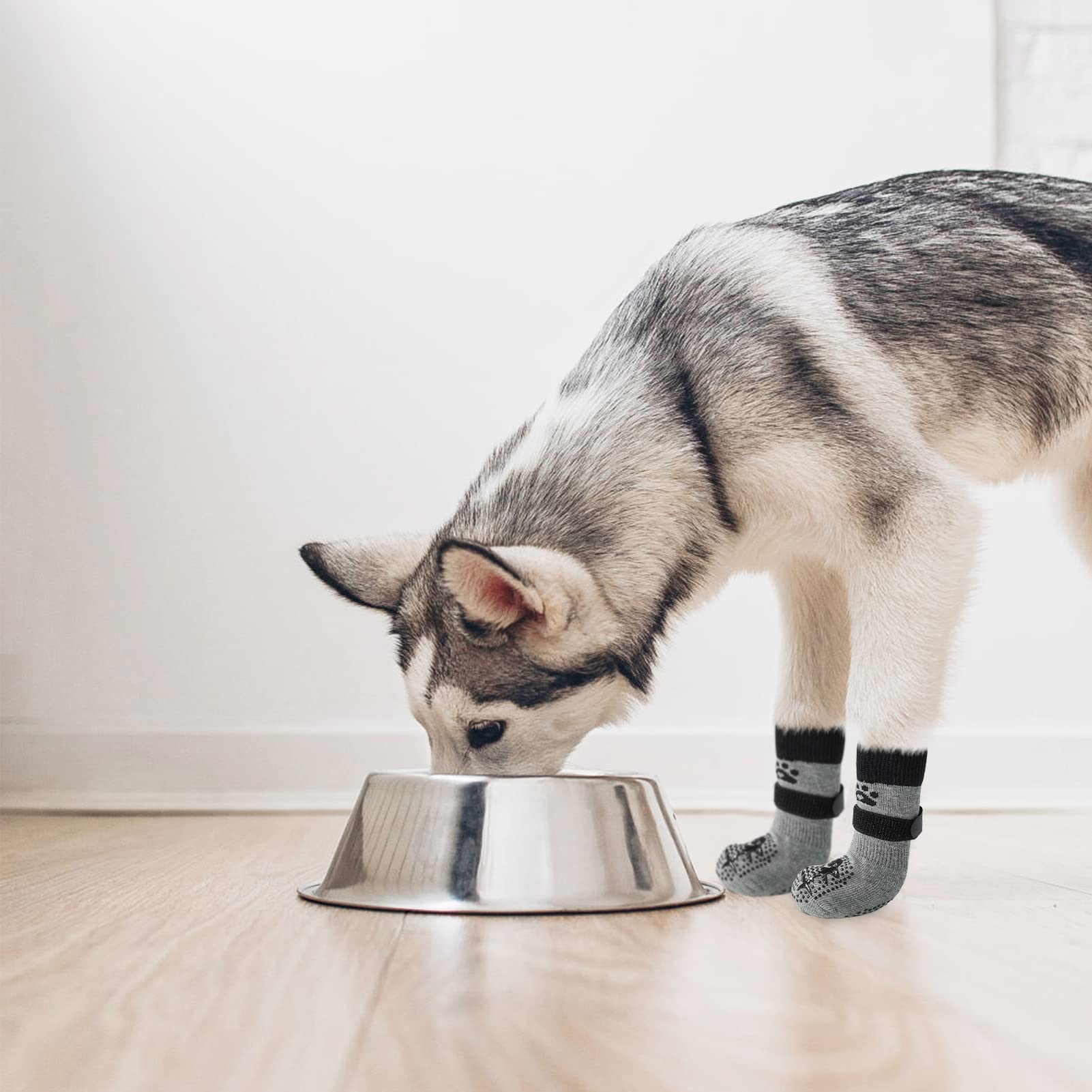 SCENEREAL dog socks for daily wear and easy cleaning.