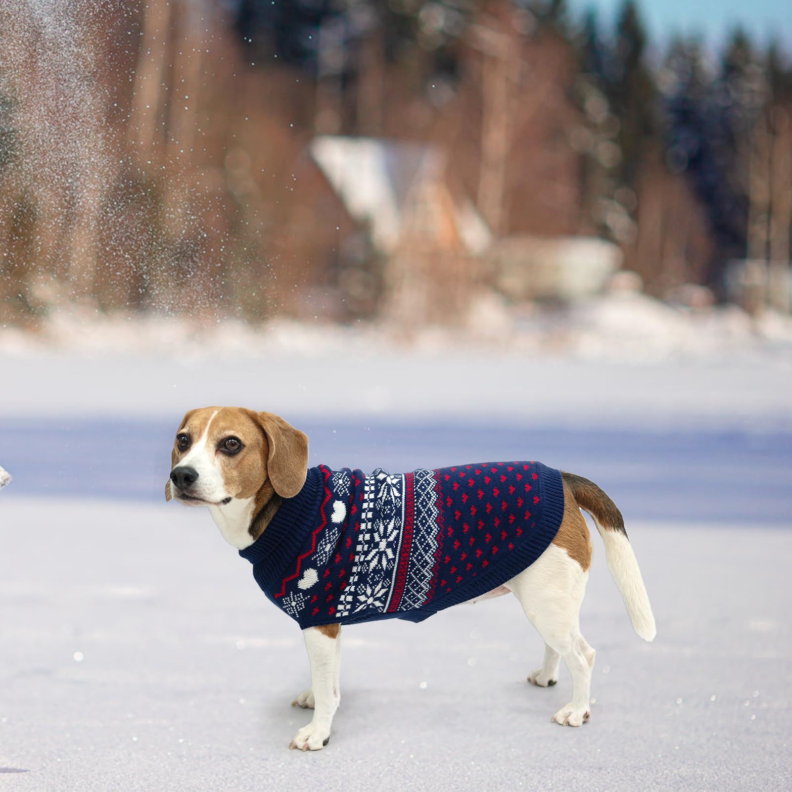 SCENEREAL warm-knit material offers soft, comfy, machine-washable care.