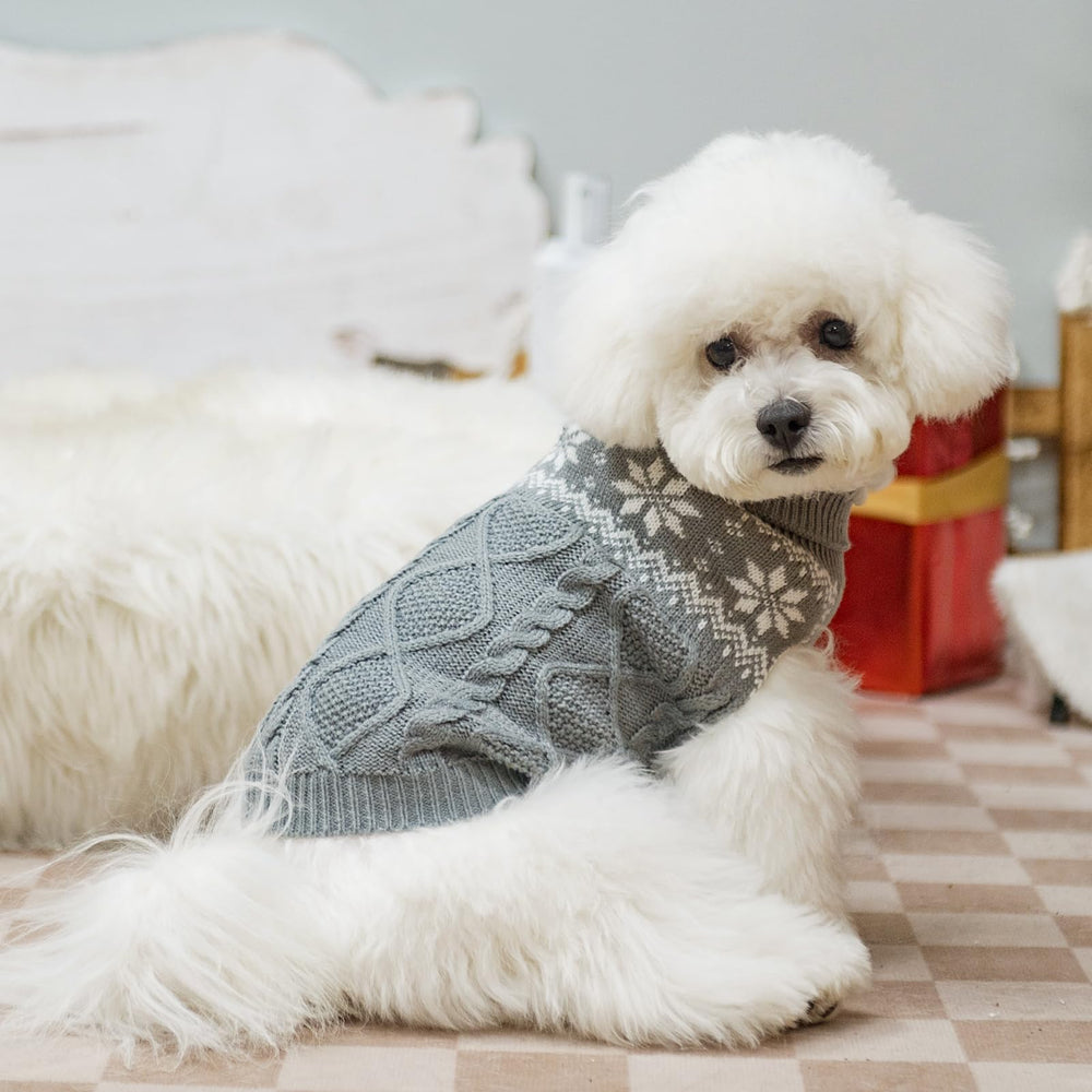 SCIROKKO sweater back hole for leash pass-through during walks