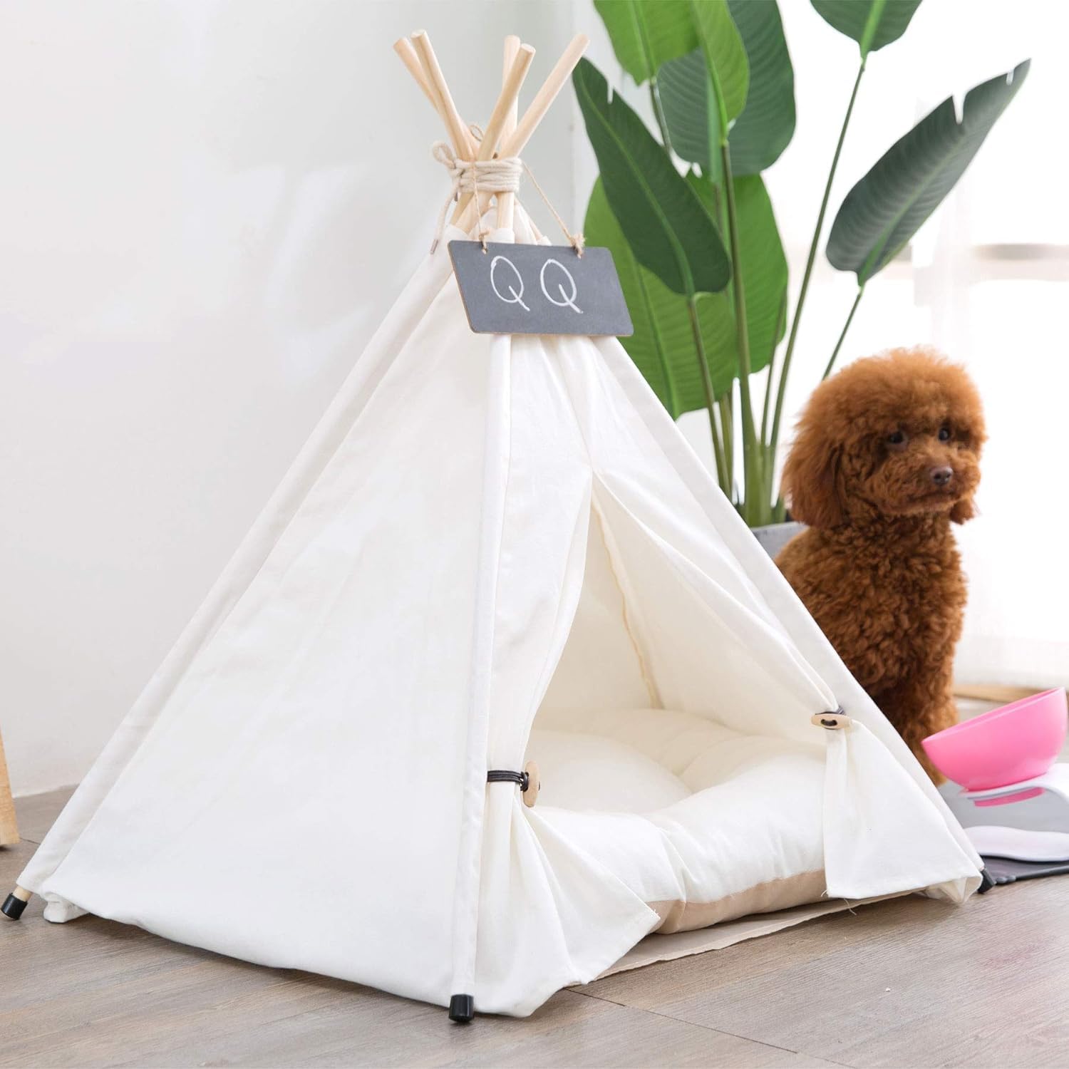 SCNBom Pet Teepee thick cushion offers soft, washable comfort for pet naps.