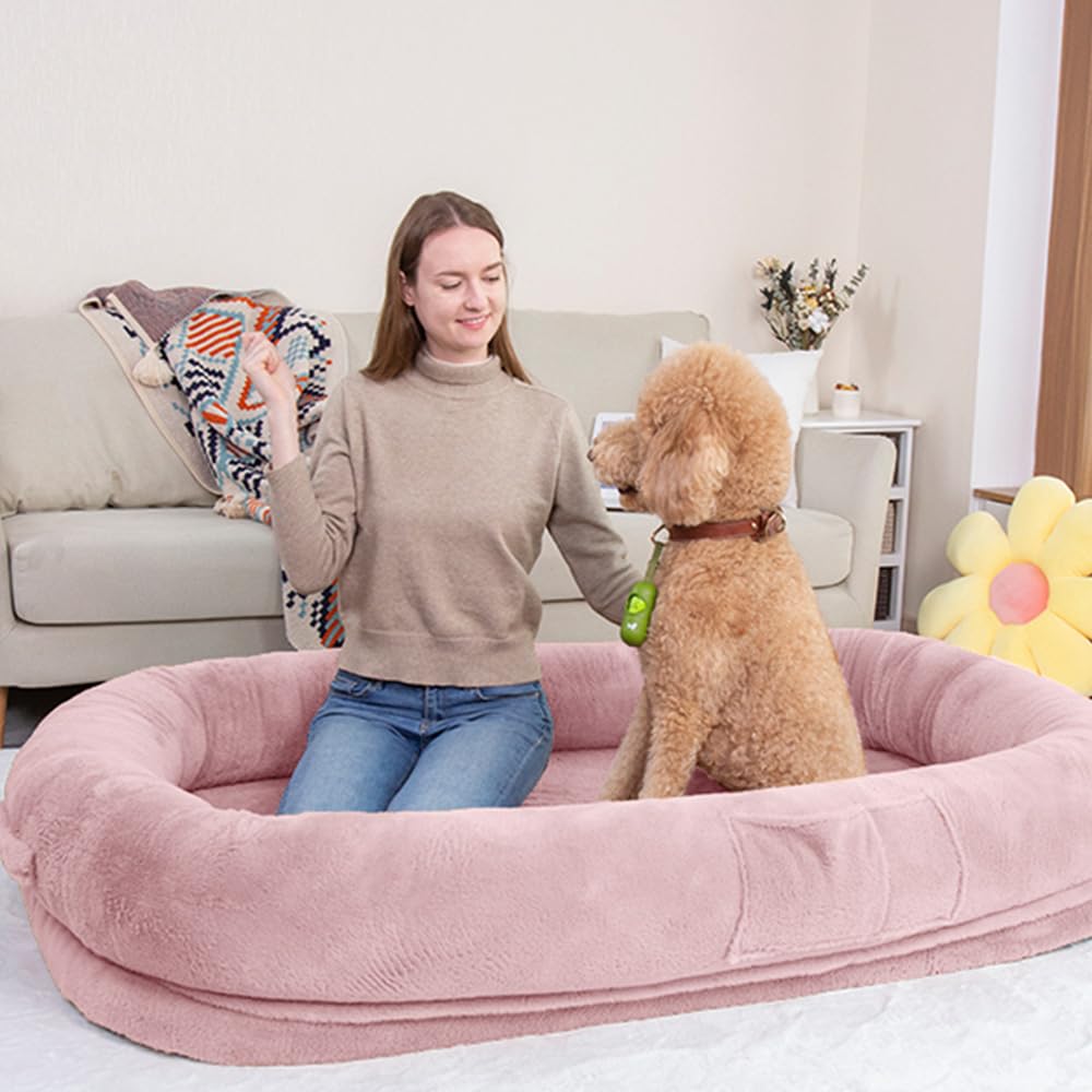 SCNUT Ultra-Soft Dog Bed raised cushioned rim detail adds cozy containment.