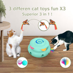 Scsuupoee track-ball chase toy invites strategic pouncing and pursuit