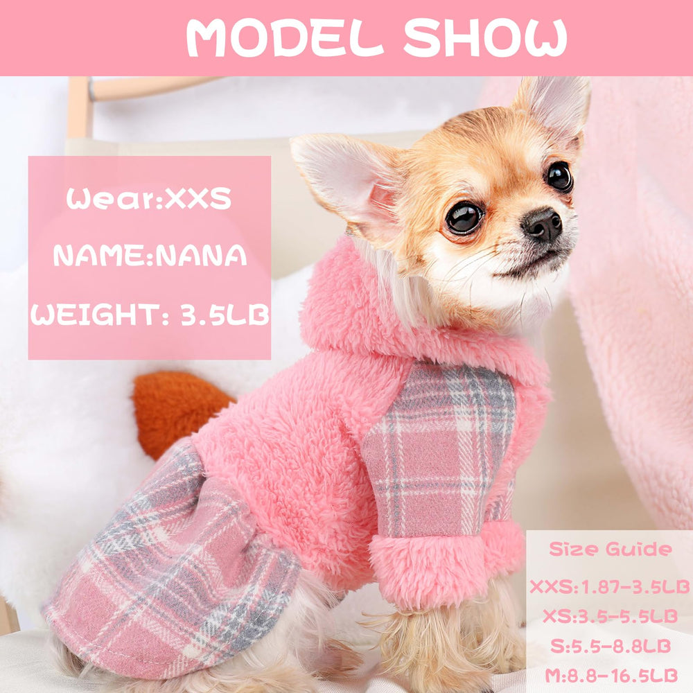Sebaoyu hooded sweater in fleece provides cosy warmth for small dogs during chilly walks.