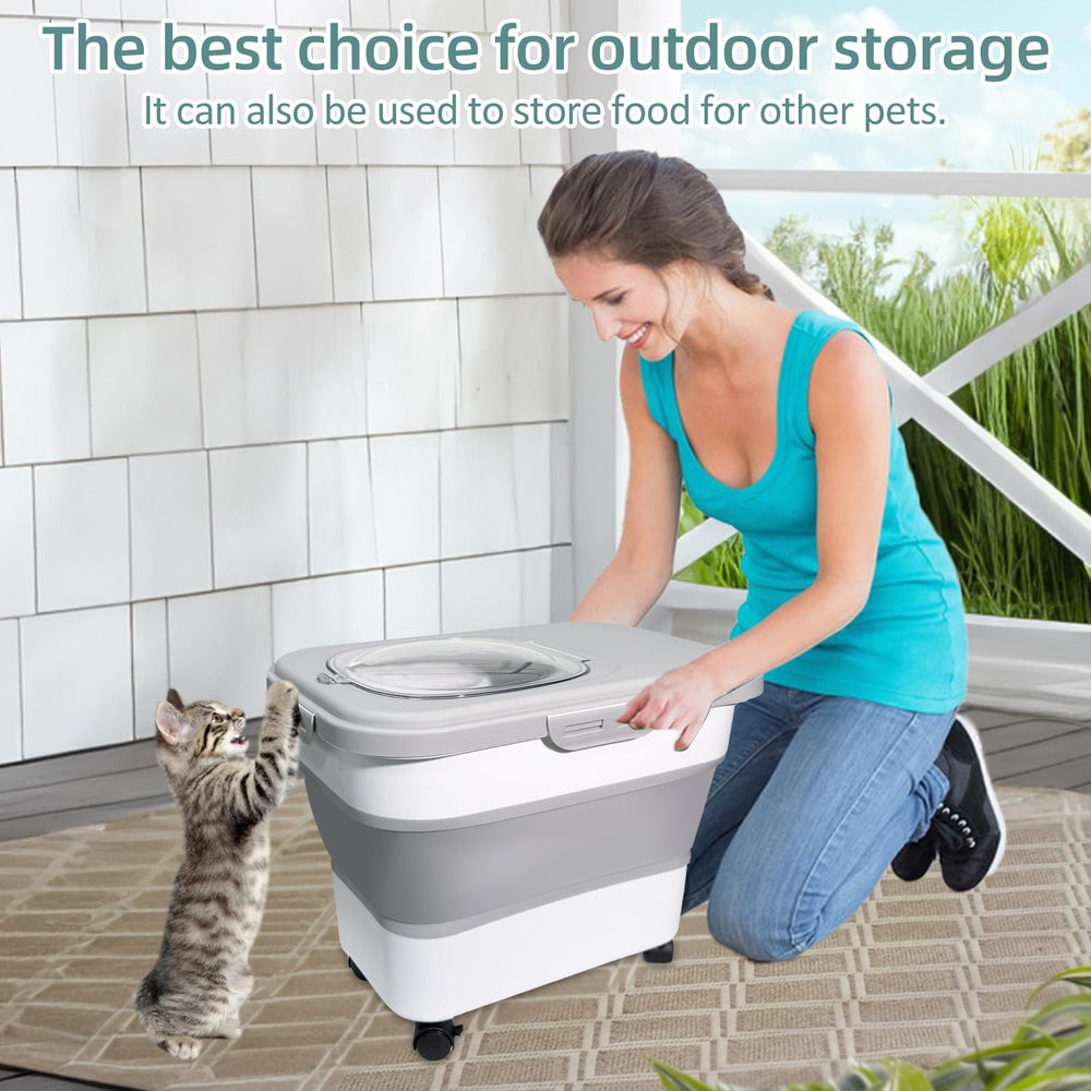 SECOAT litter bin on wheels in use for room-to-room transport.