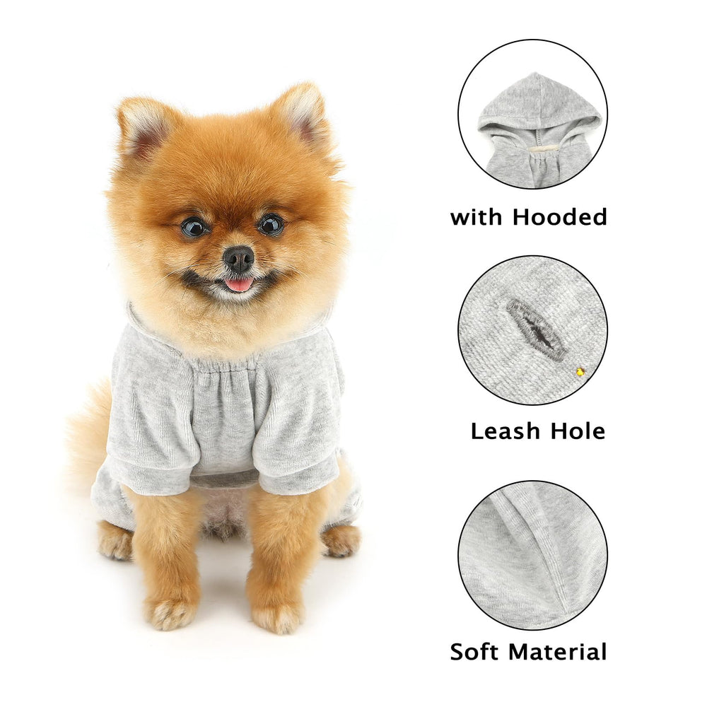 SELMAI soft velvet hoodie provides comfortable warmth for daily adventures.