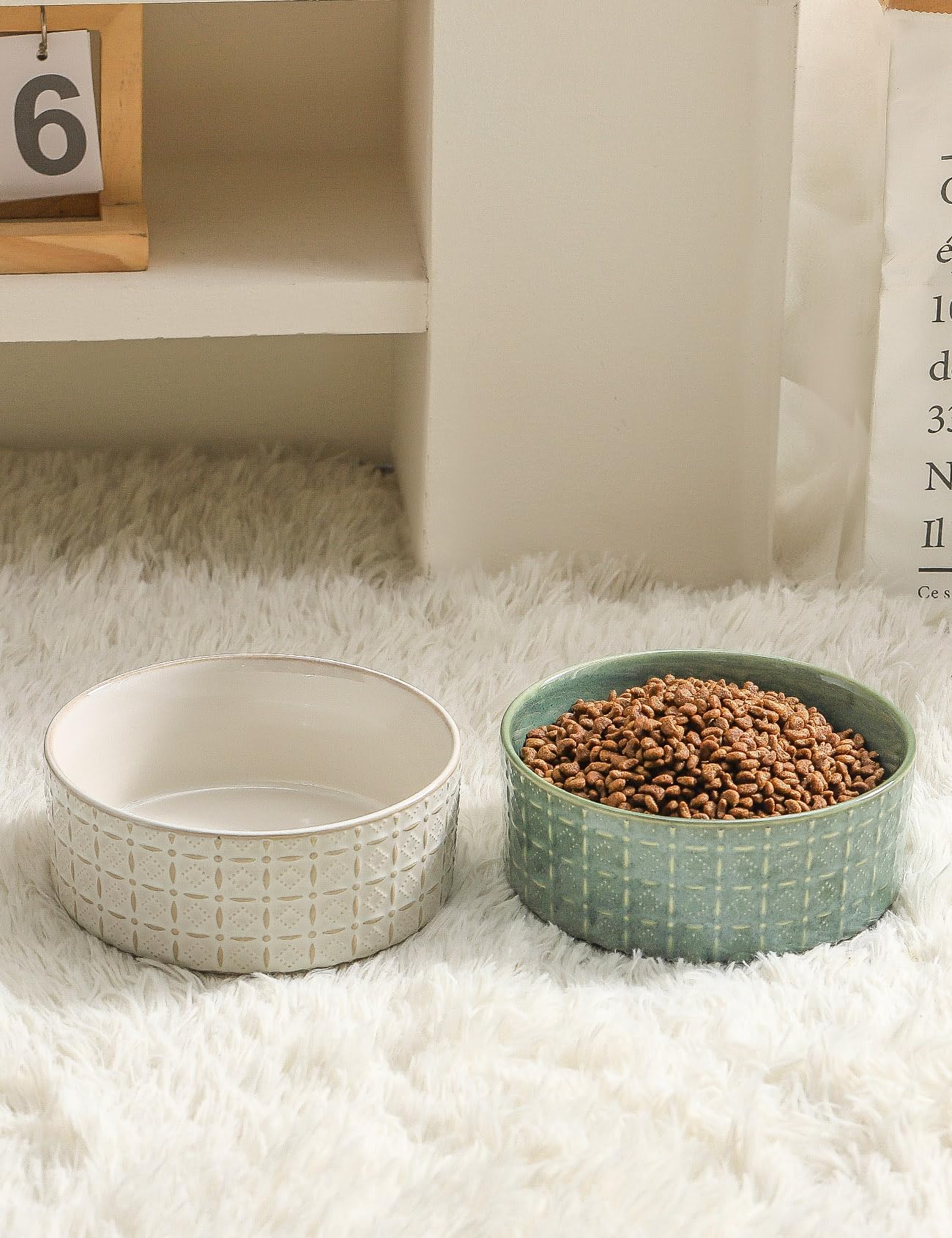 Seyatoo ceramic bowl is microwave-safe for quick warming