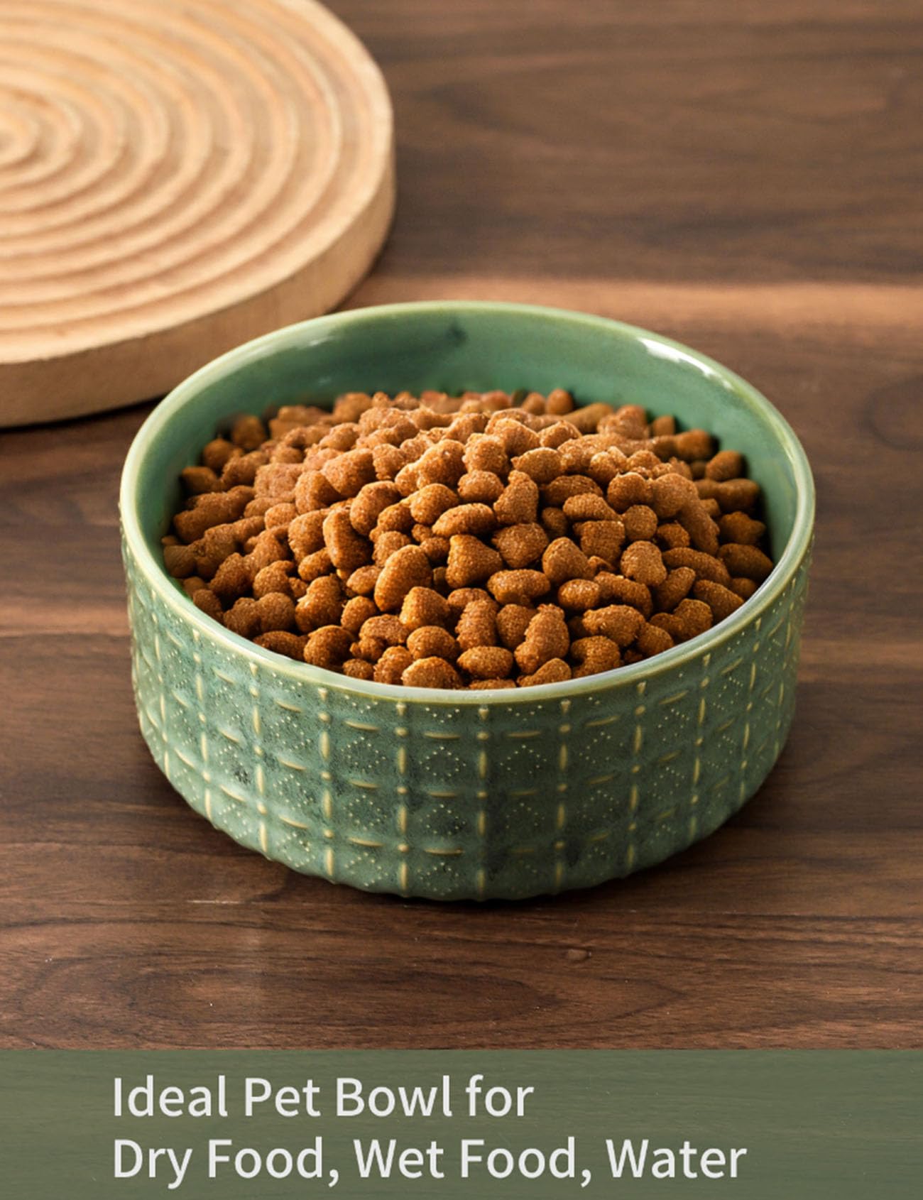 Seyatoo ceramic dog bowl 6.5-inch diameter demonstrates 3-cup food capacity