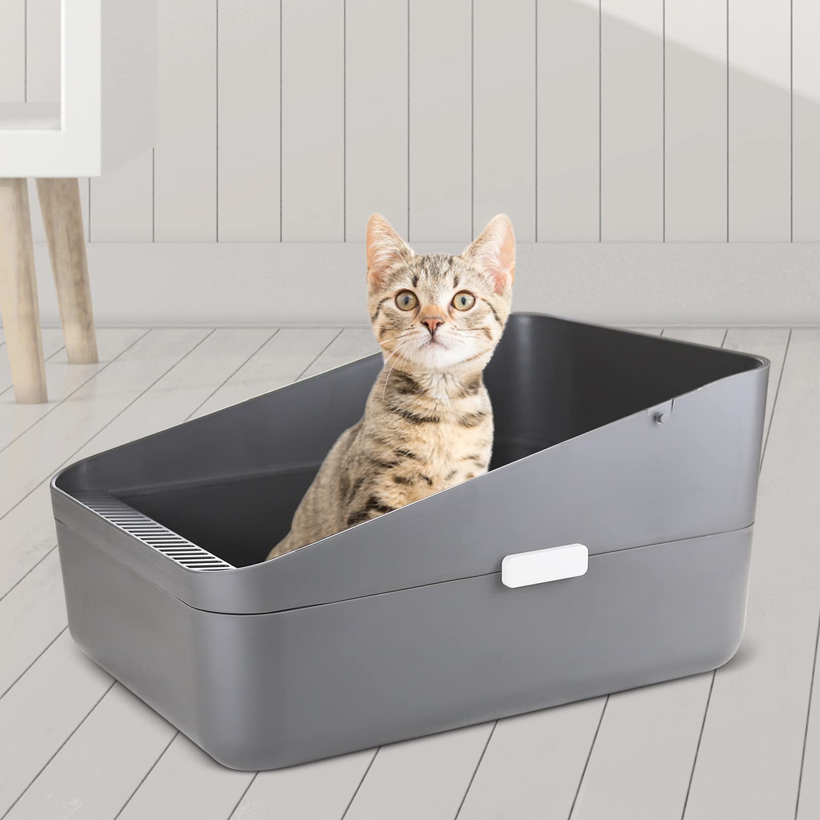 Sfozstra Cats Litter Box Low odorless design helps maintain a fresh home.