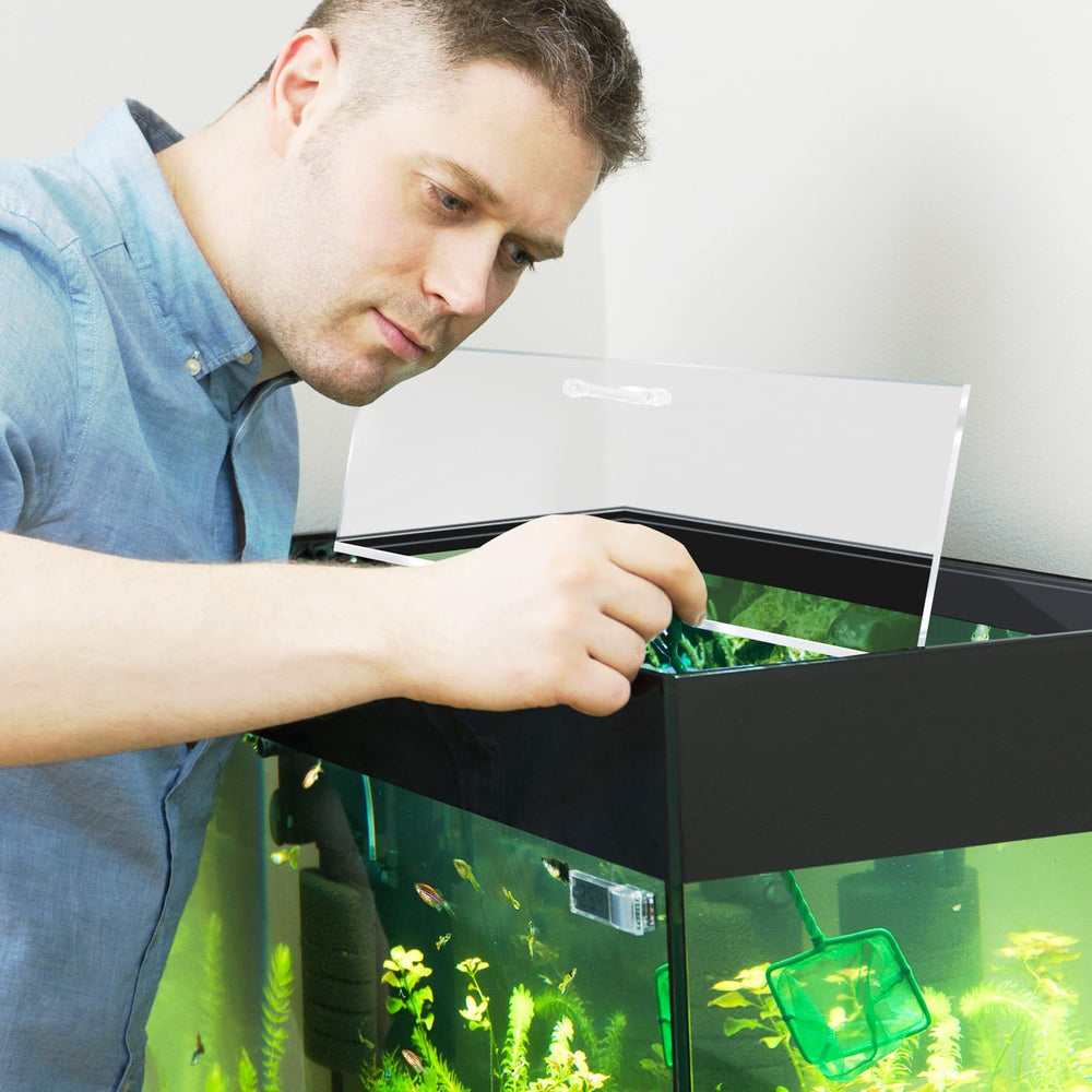 Sieral aquarium cover ships with one cover and one hook knife.