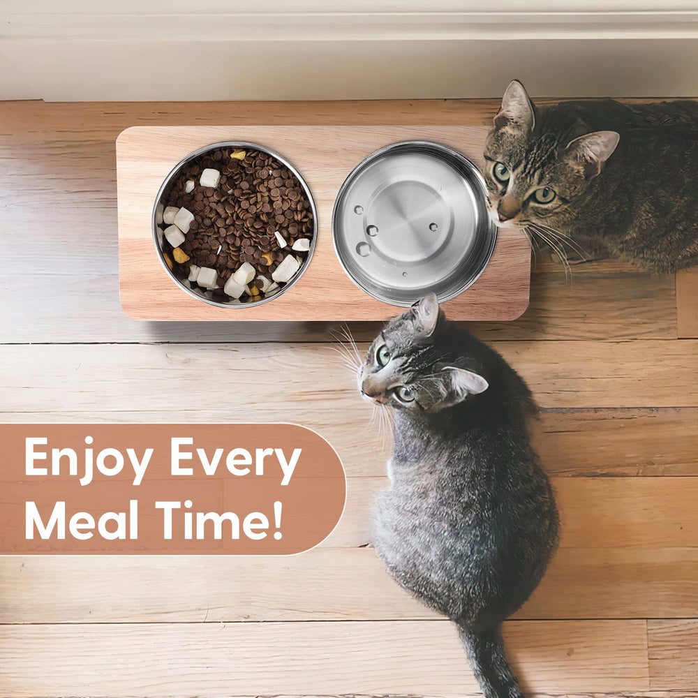 Siooko easy-clean removable bowls make daily upkeep quick.