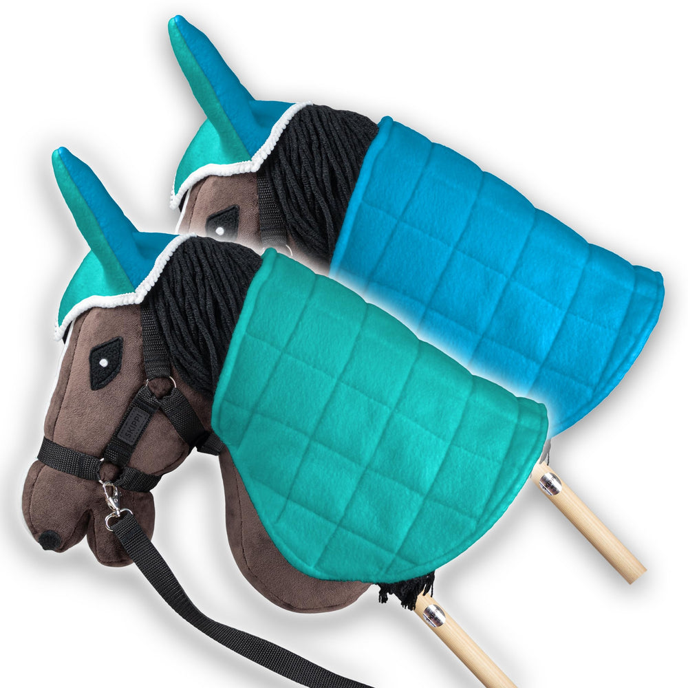 SKIPPI reversible blanket mint blue front view on hobby horse for quick styling change