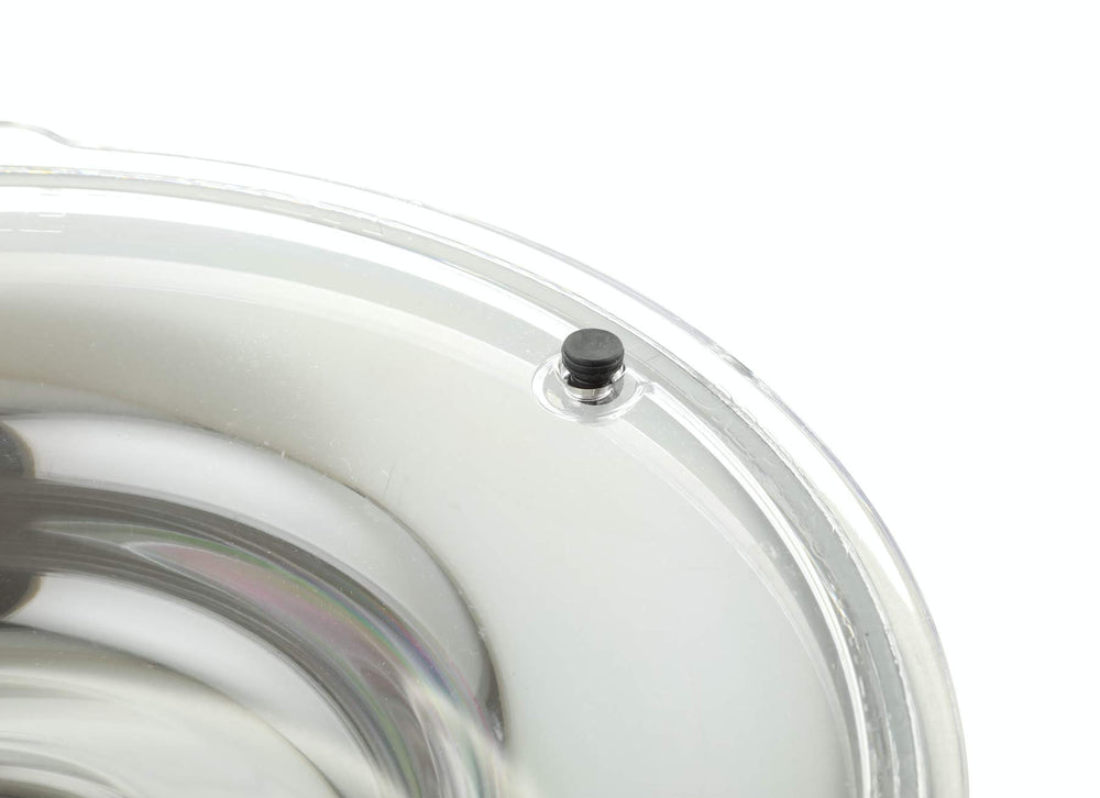 Slopper Stopper fingerValve detail illustrates controlled water release for easy use.