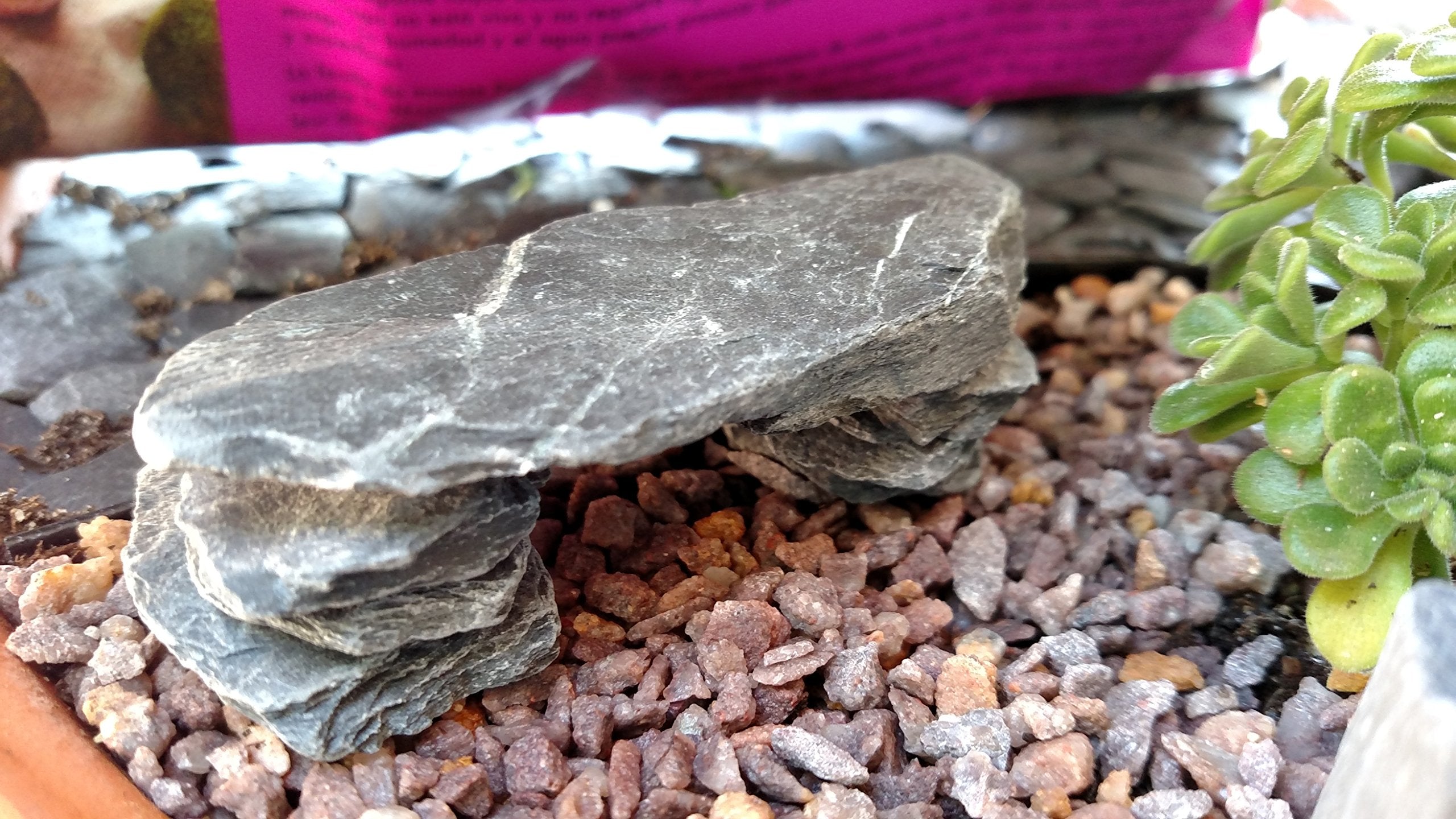 Small World Slate 1-3 inch diorama stone helps build realistic miniatures.