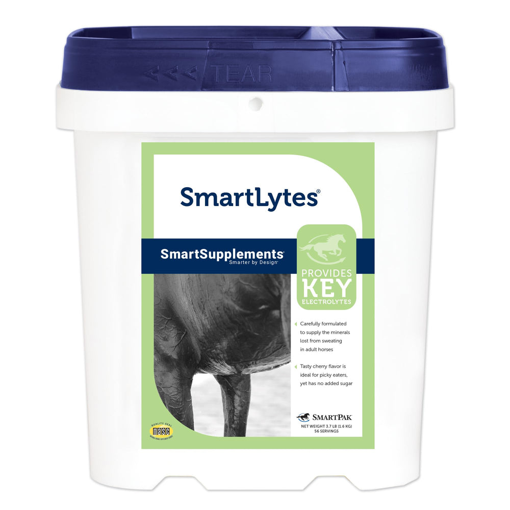 SmartEquine SmartLytes bucket front view showing hydration-supporting supplement