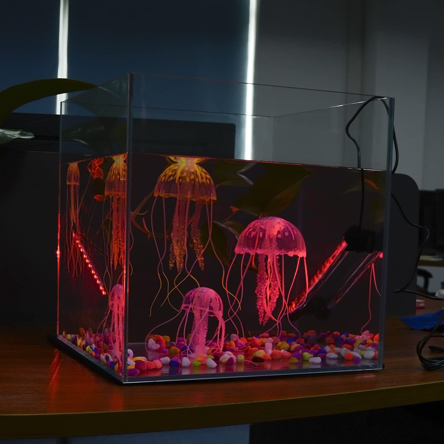 Smiful 15 inch LED strip suits standard tanks for vibrant color modes