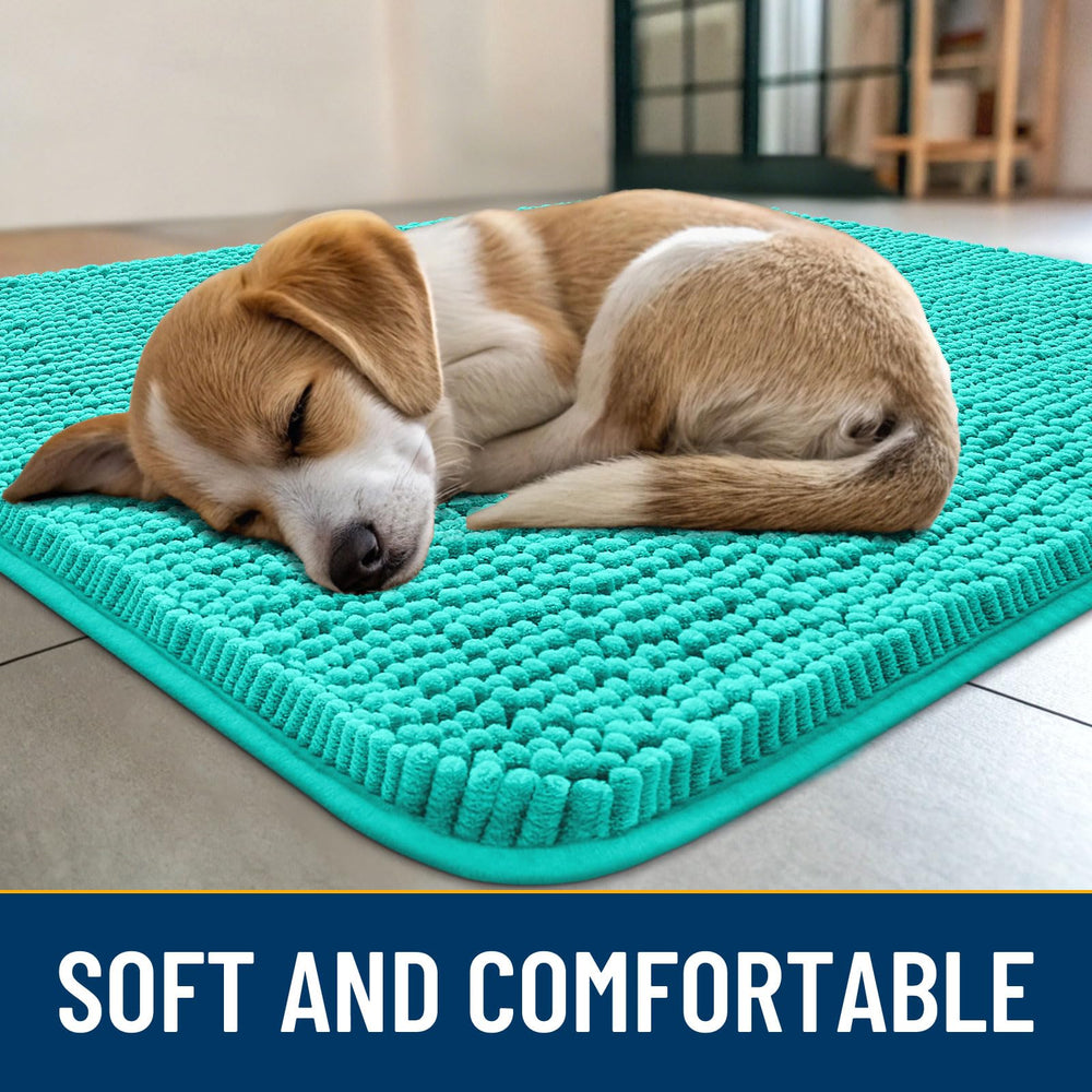 Smiry Dog Door Mat absorbent-chenille-dirt-trapping close-up demonstrating moisture pickup
