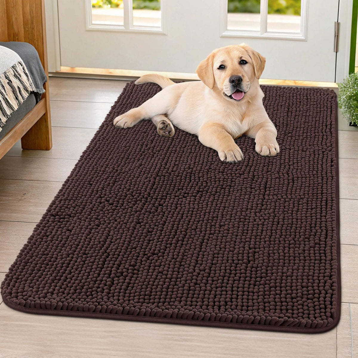 Smiry dog door mat absorbent-chenille traps moisture to keep entryways dry.
