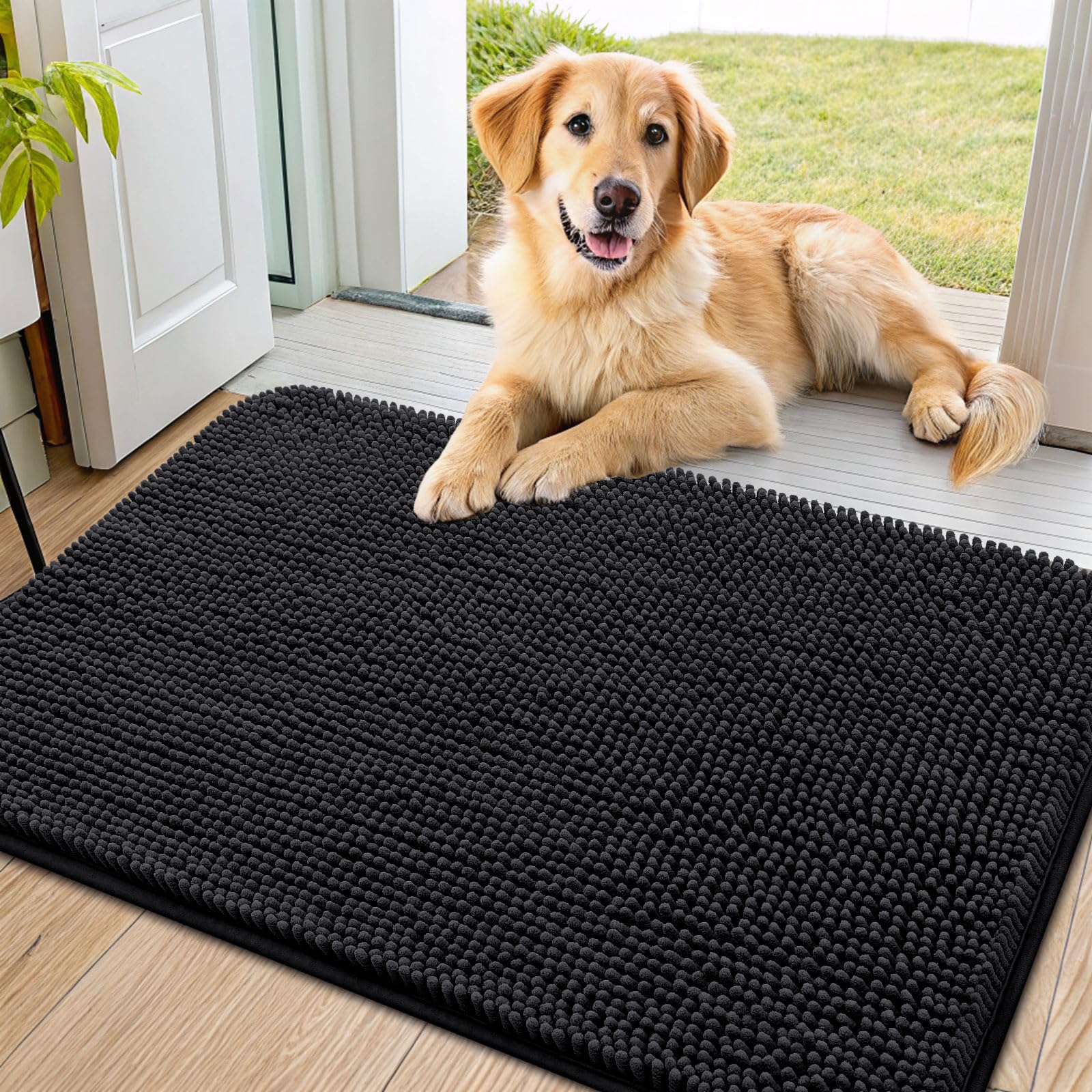 Smiry dog door mat absorbent closeup highlighting moisture pickup for muddy paws