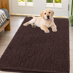 Smiry dog door mat with muddy paws traps dirt at the entry.