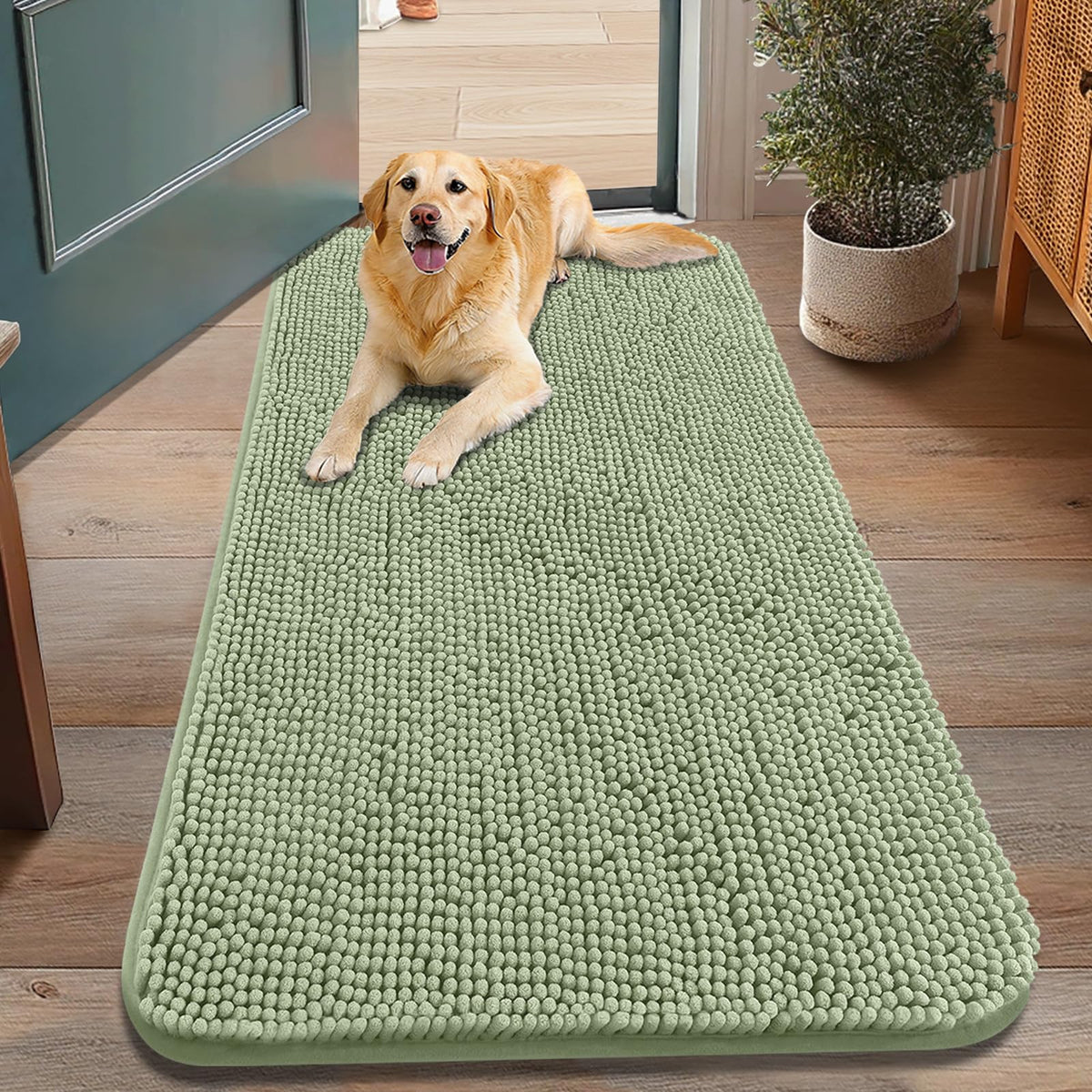 Smiry dog door mat front view with plush chenille for muddy paw cleanup and comfort.