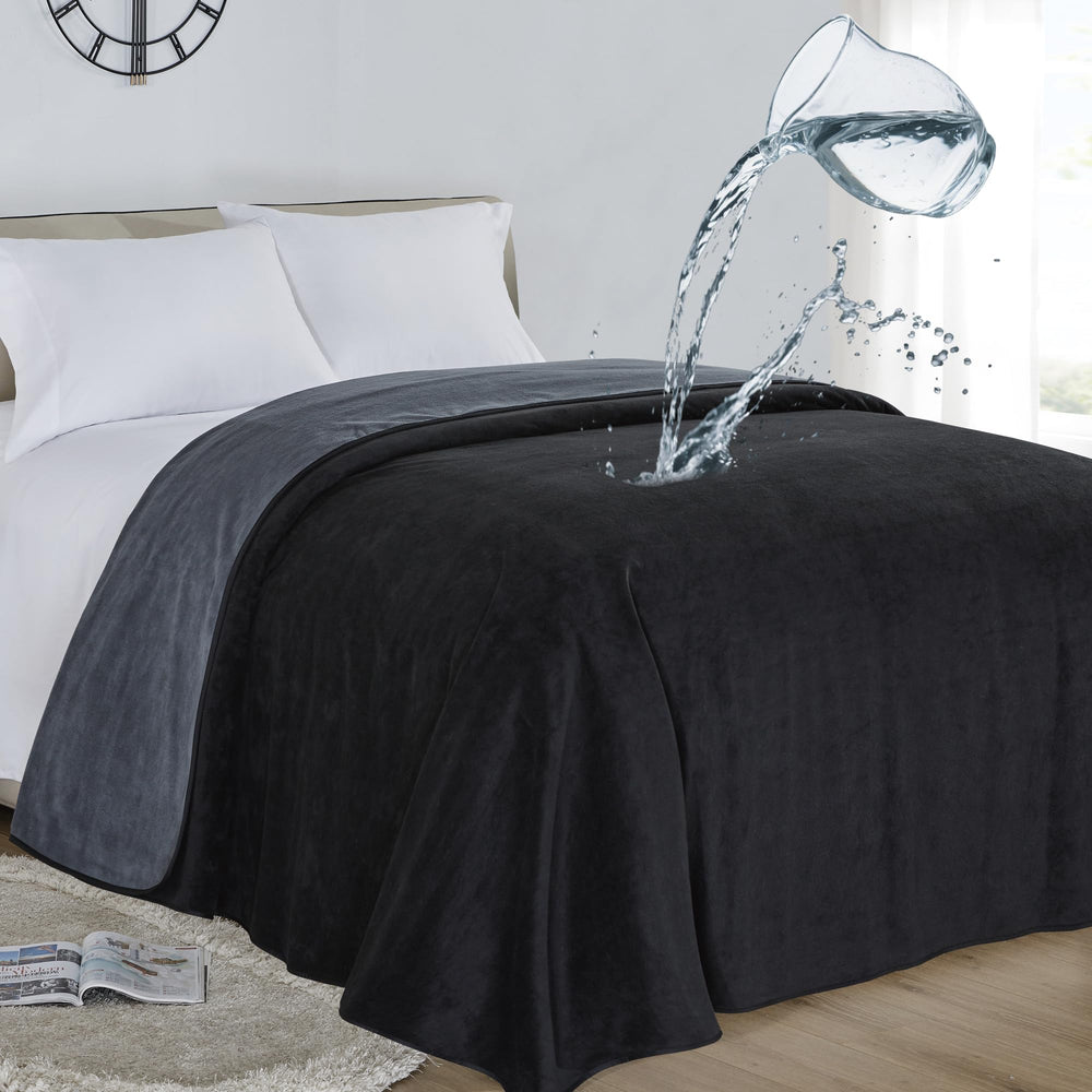 Softan waterproof blanket bed cover protects against spills on the bed