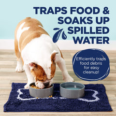 Soggy Doggy Slopmat close-up chenille fibers shows ultra-absorbent texture for muddy paws.