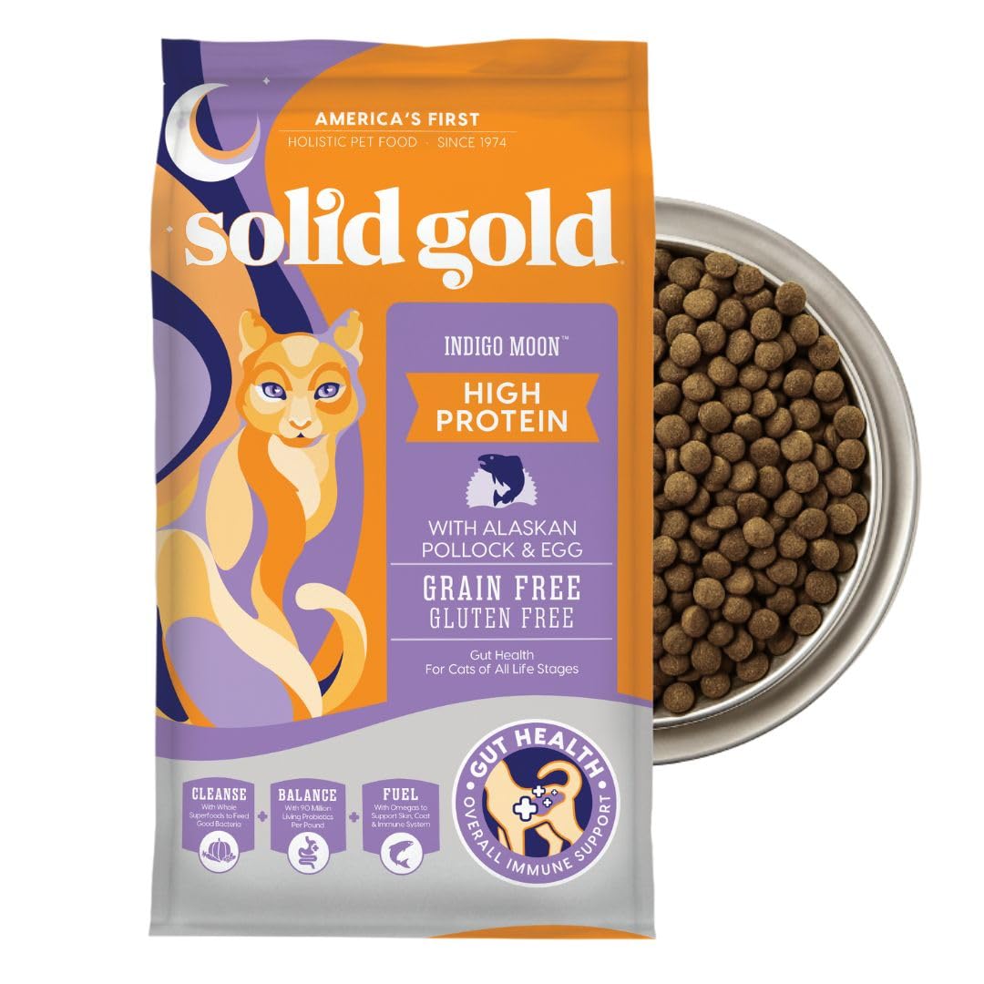 Solid Gold high-protein dry cat food kibble closeup with pollock flavor for active cats