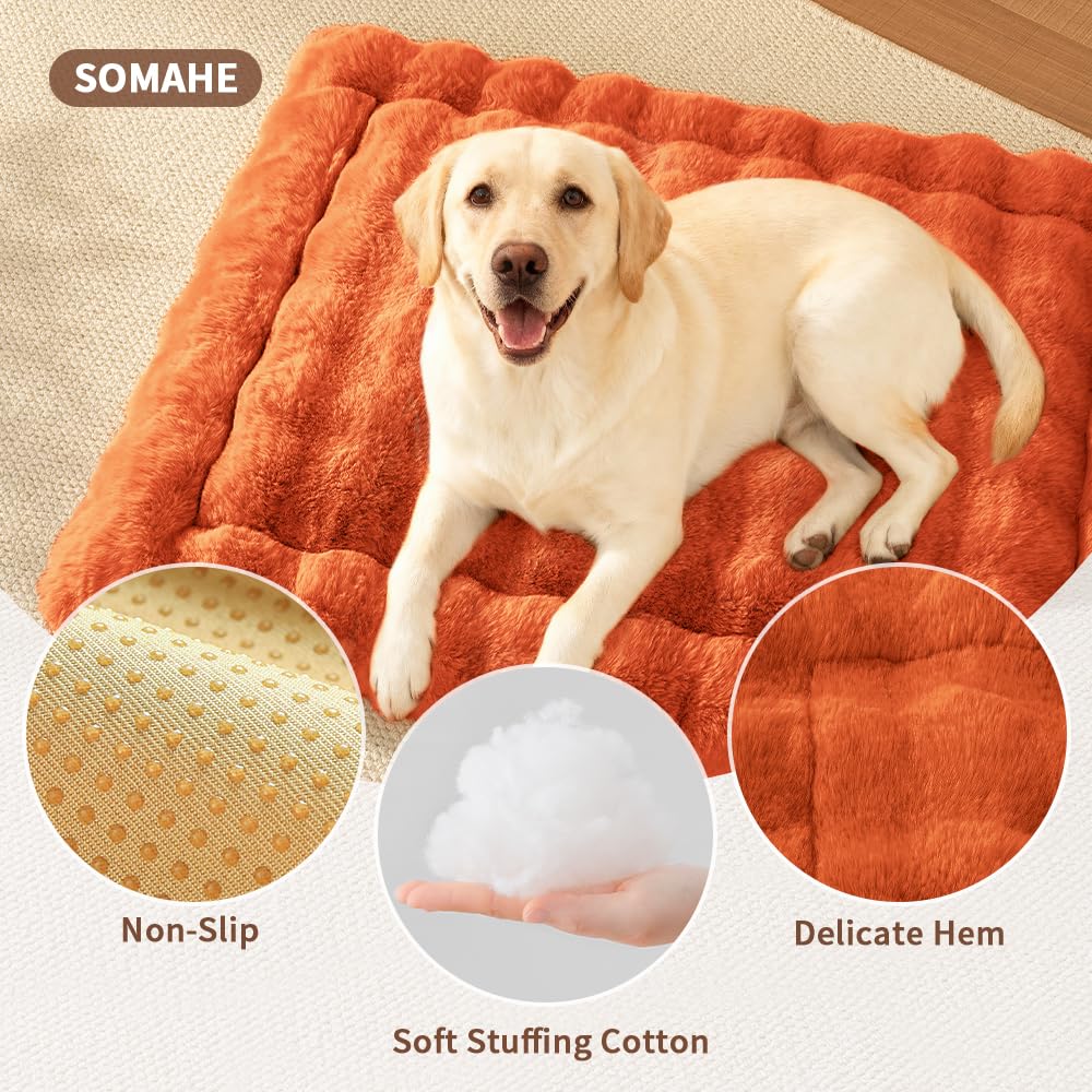 SOMAHE cat bed crate liner usage demonstrates versatile placement for travel or carriers.
