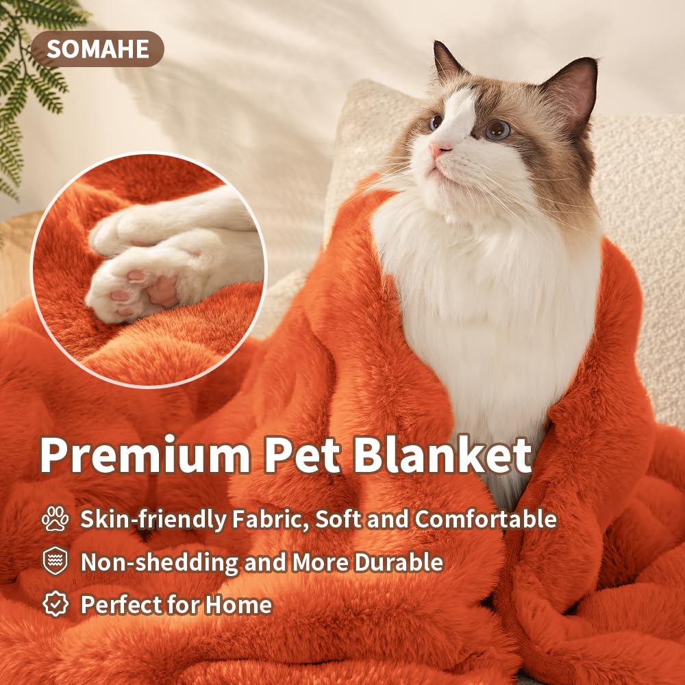 SOMAHE dog blanket close-up texture shows plush comfort