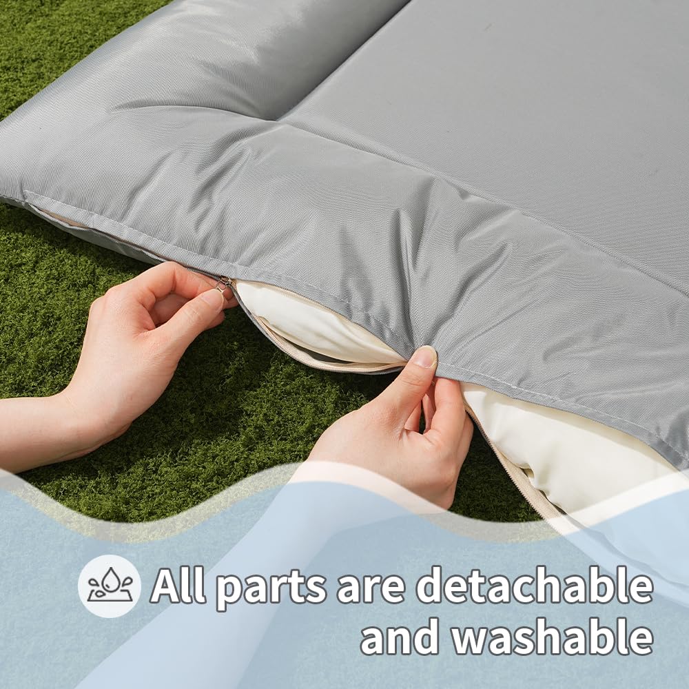 SOMAHE 3-inch padding keeps dogs cozy and stable in crates.
