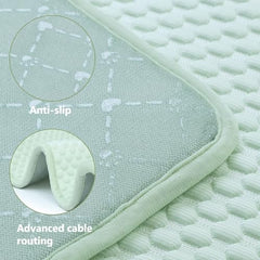 SOMOYA Sleep Mat demonstrates durable construction on a living room floor.