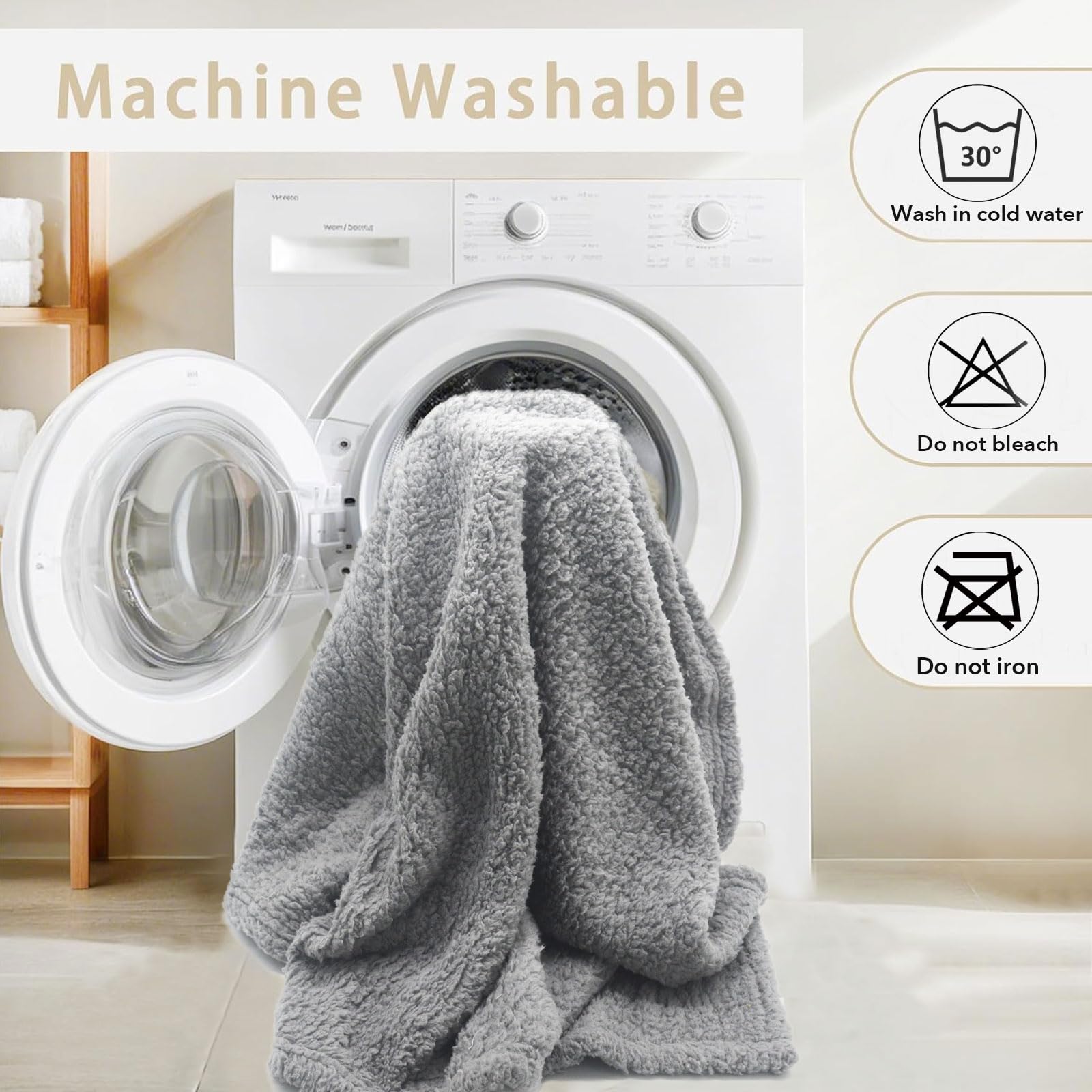 SORKUT machine-washable blanket label demonstrates easy care after adventures.
