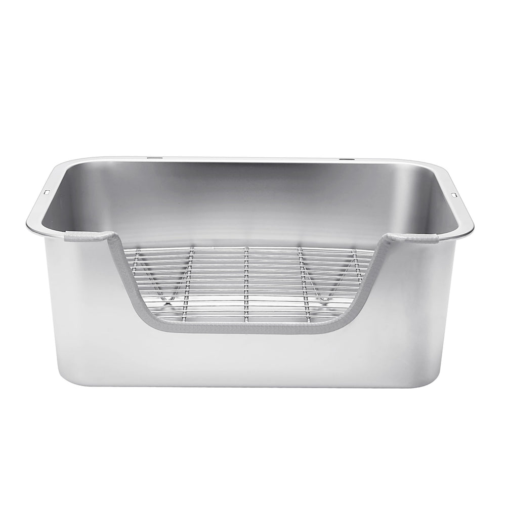 Sorstrem stainless steel sifting litter box grid closeup reveals smooth surface for stain-free cleaning