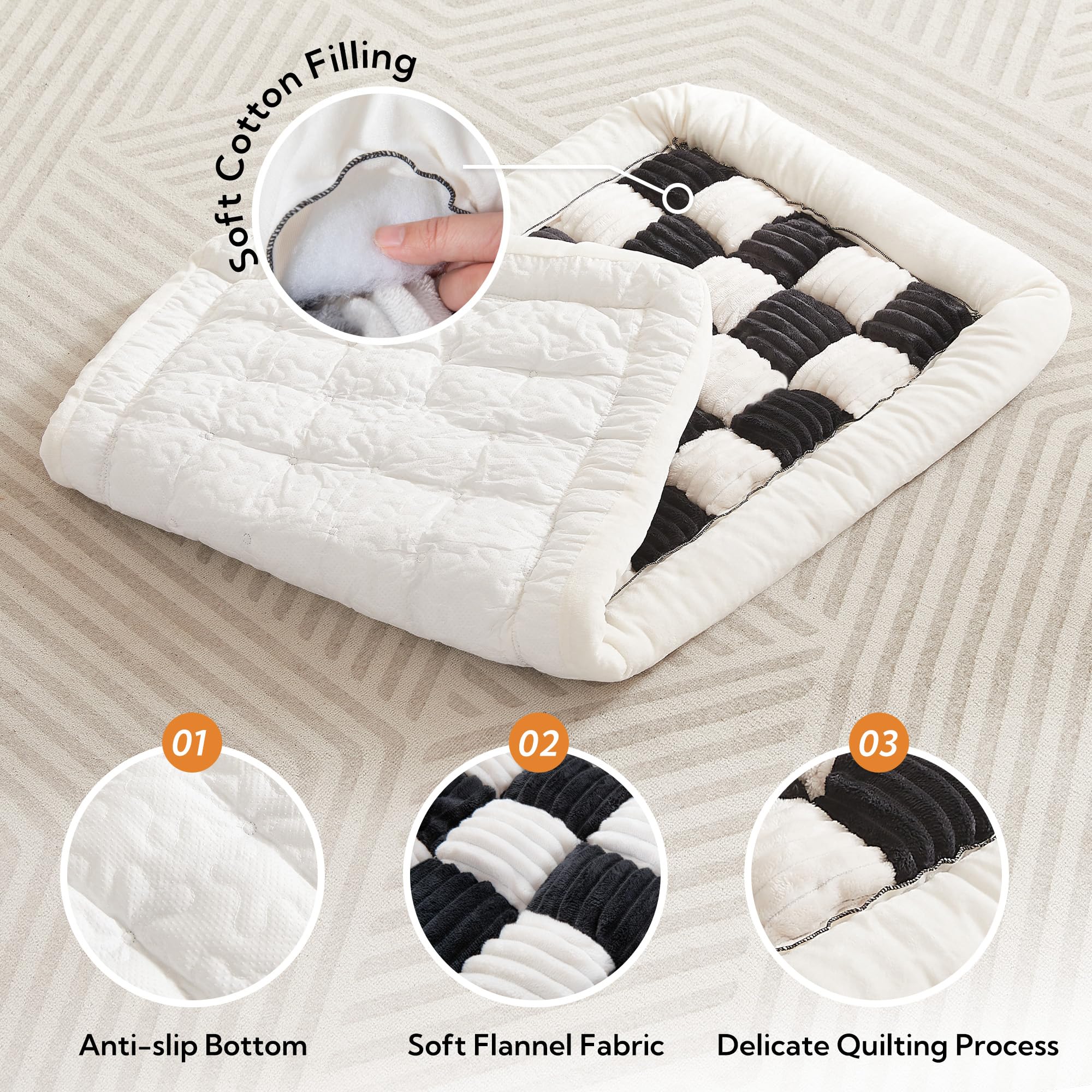 Soulbond Backseat Pet Bed Mat uses durable fabric for daily use and resilience.