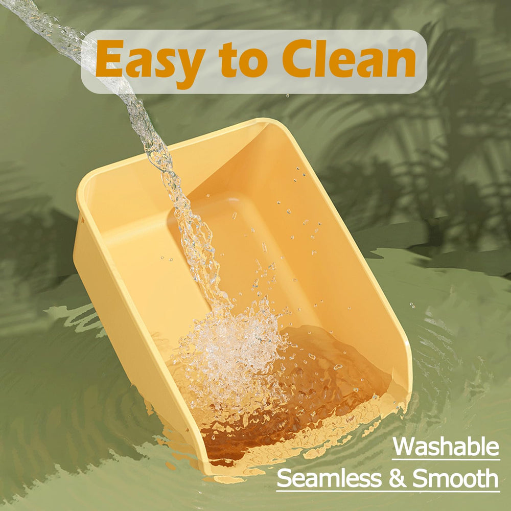 SpaceTime durable plastic construction ensures long-lasting performance for pets.