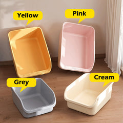 SpaceTime easy-clean litter box with smooth surfaces simplifies maintenance.