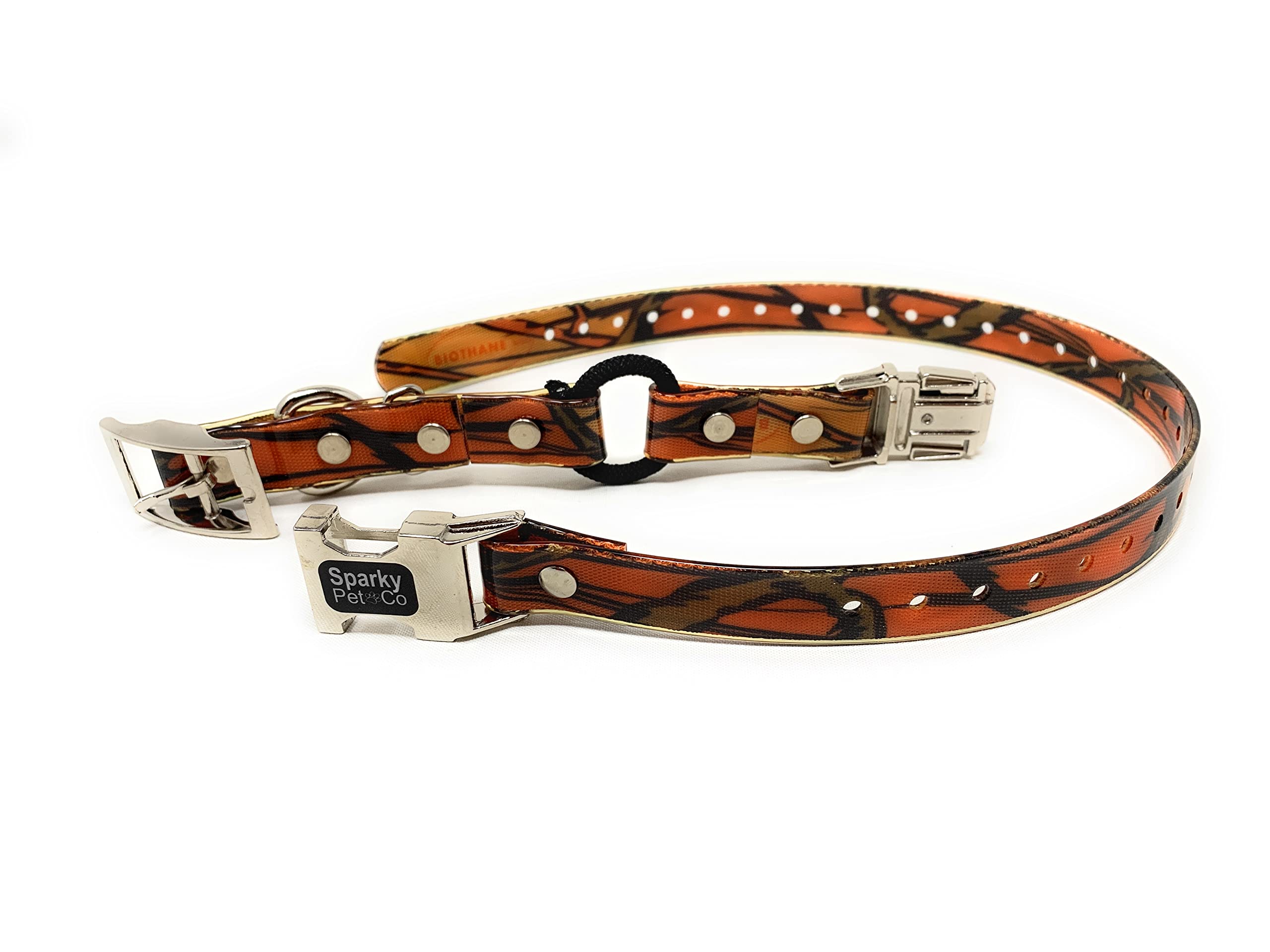 Sparky Pet Co Zeus quick snap metal clasp for easy removal