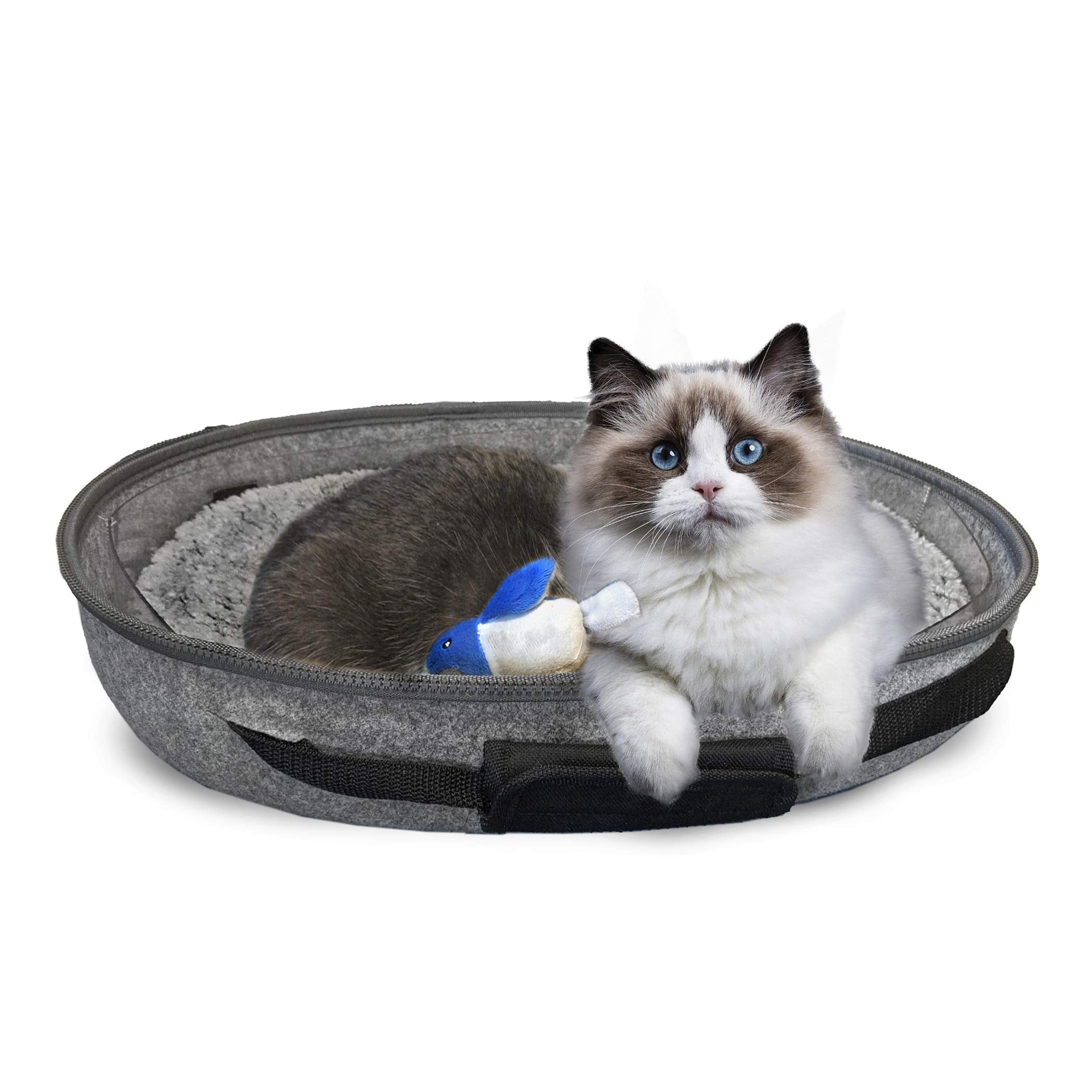 SPOT Doc & Phoebe’s removable washable cushion supports quick cleanup