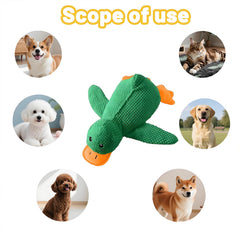 Squeaky Plush Duck Toy teething surface helps puppies chew safely and clean teeth.