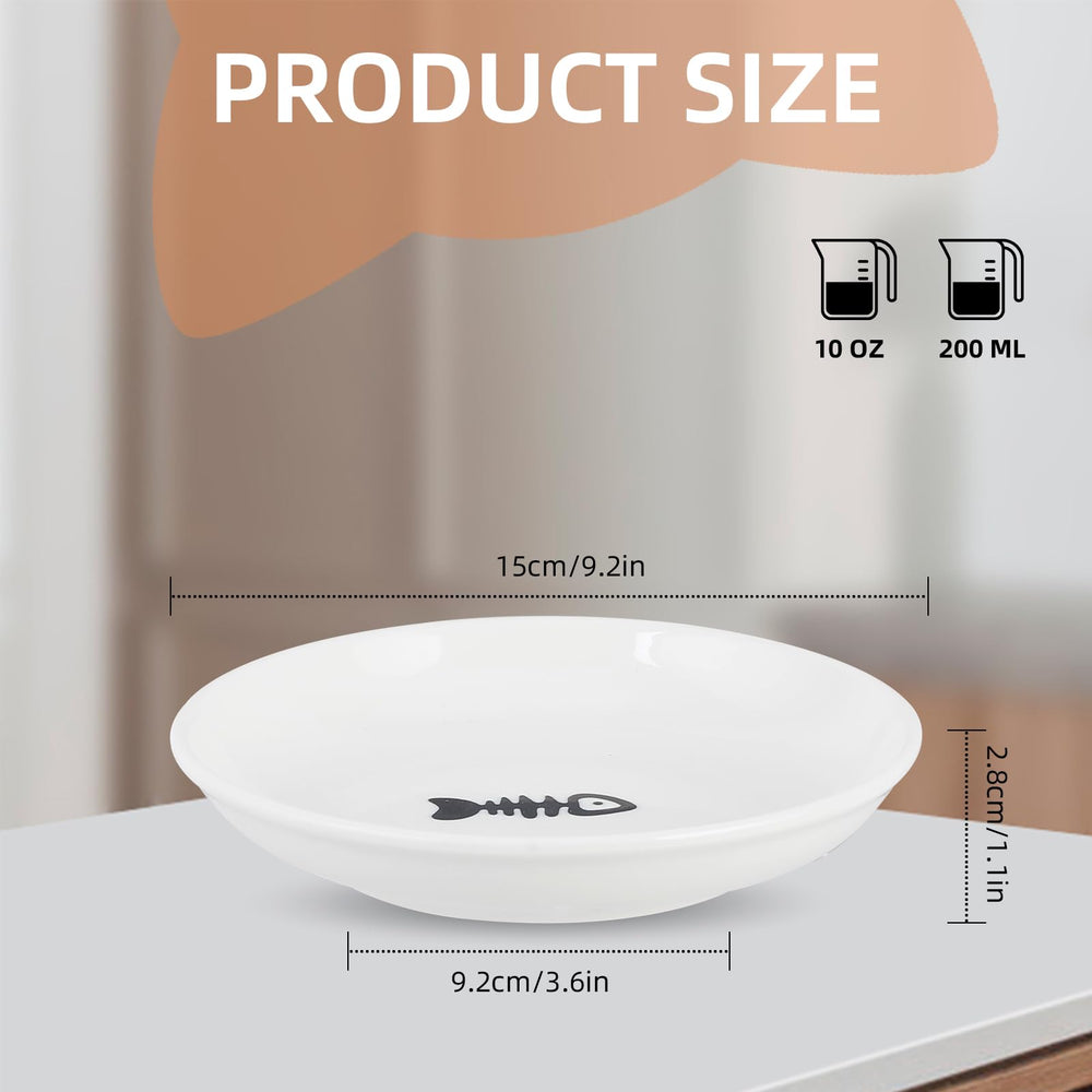 STAOVA cat bowls feature a wide flat bottom to reduce whisker fatigue while eating.