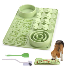 Star&Mi silicone lick mat for dogs and cats provides calming licking stimulation.