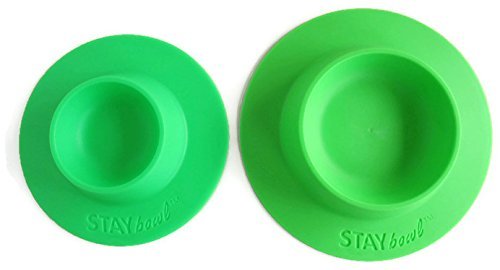STAYbowl large green top view shows easy feeding of fresh produce.