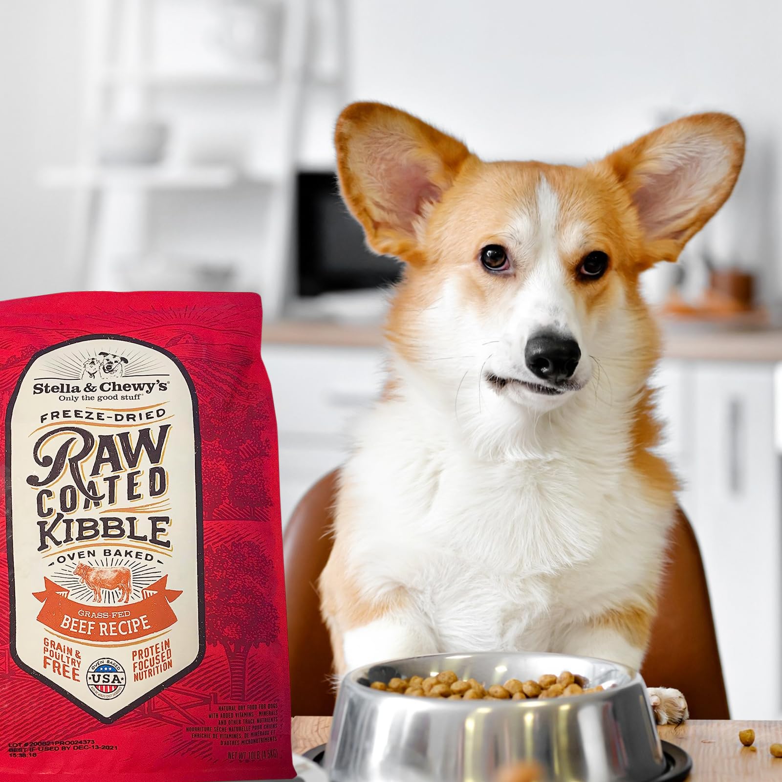 Stella & Chewy's all life stages formula suits puppies to seniors.