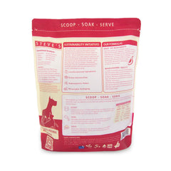 Close-up of crumble texture demonstrates easy rehydration for on-the-go feeding.