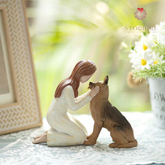 Storieme German Shepherd figurine eye detail showcasing craftsmanship and memory.