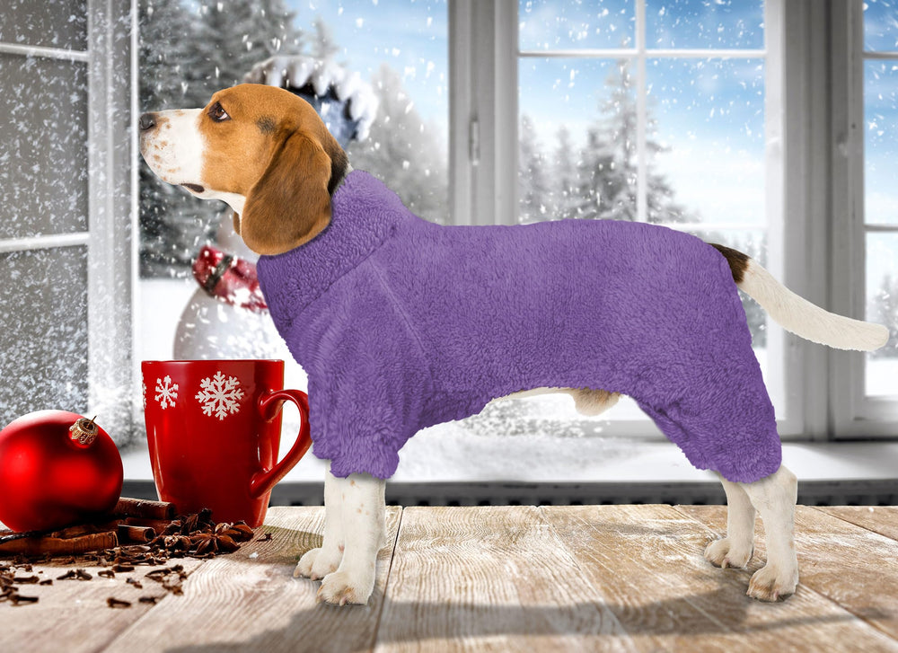 Pijama Stpiatue color morado ideal para paseos fríos.