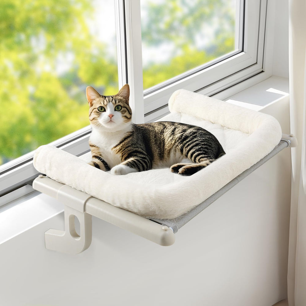 Sunhoo Cat Window Perch Assembly demonstrates tool-free setup for quick, secure placement.