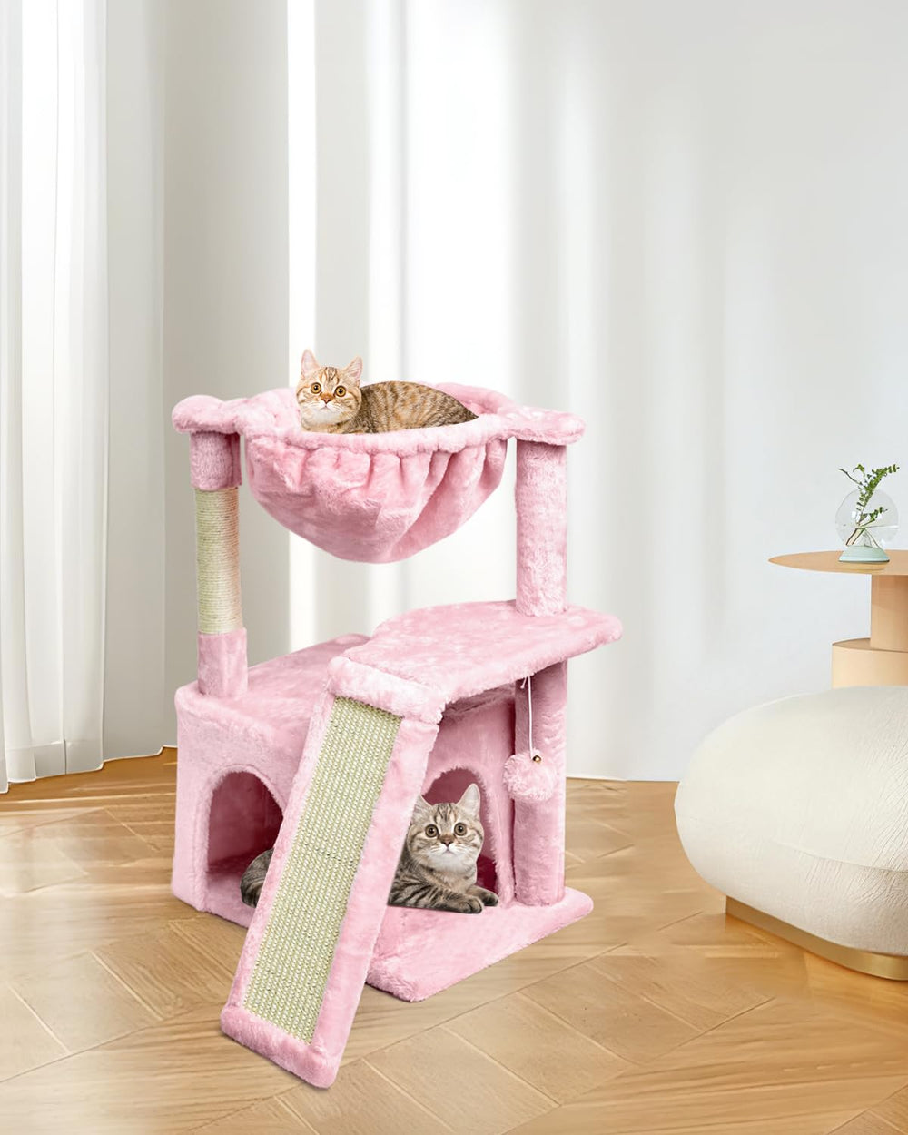SYANDLVY cat tree sturdy base image emphasizes stability during active play