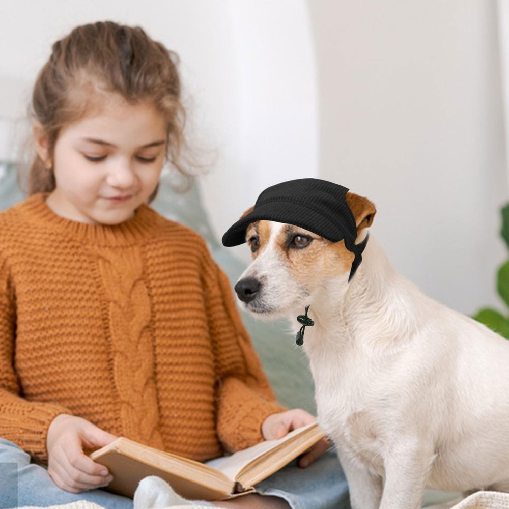 Symphonyw adjustable chin strap secures hat during play